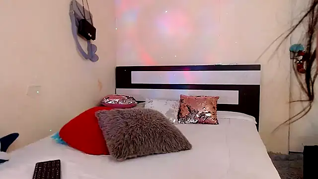 chika hellar online show from 01.13.26