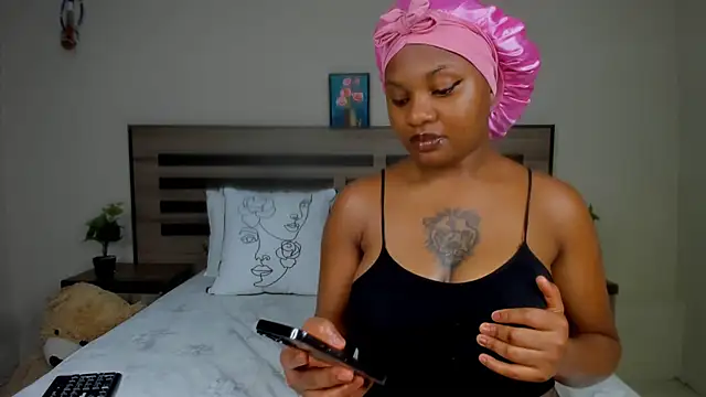 Renee-18 online show from 12.22.24