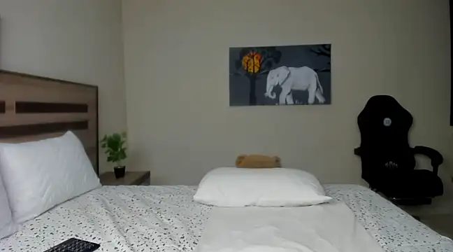 Renee-18 online show from 02.03.25