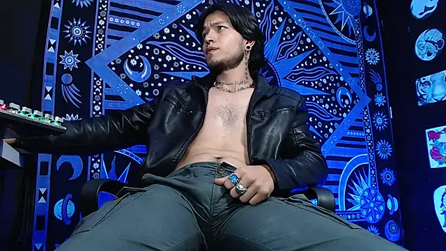 Dicaprioo  online show from 02.11.25