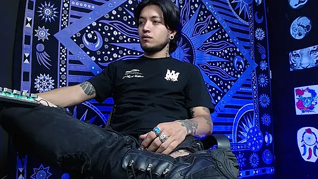 Dicaprioo  online show from 02.12.25