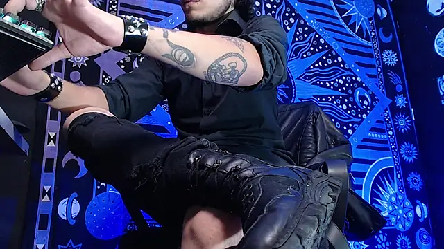 Dicaprioo  online show from 02.15.25