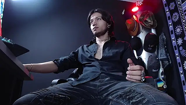 Dicaprioo  online show from 03.05.25