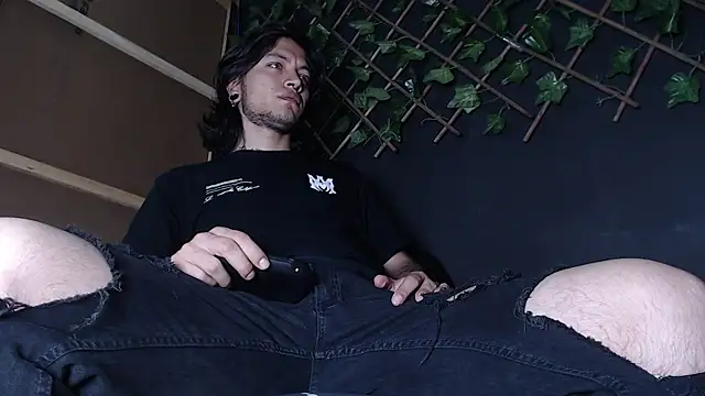 Dicaprioo  online show from 09.10.25