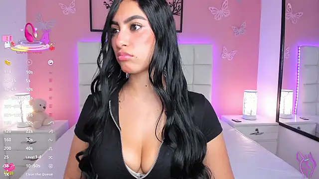 Snapshot of Emily_roux chatting on 03.15.25 Emily roux online show from 03.15.25