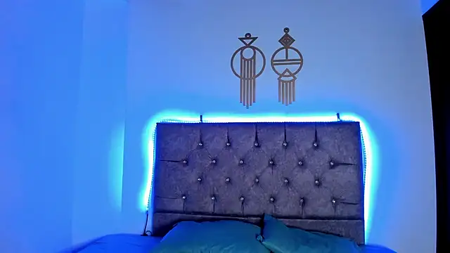 Snapshot of Elsalombardi_ chatting on 02.08.25 Elsalombardi online show from 02.08.25