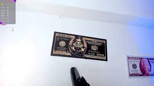 Snapshot of Elsalombardi_ chatting on 10.04.25 Elsalombardi online show from 10.04.25