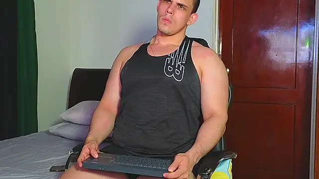 Snapshot of Regansmiths chatting on 02.28.25 Regansmiths online show from 02.28.25