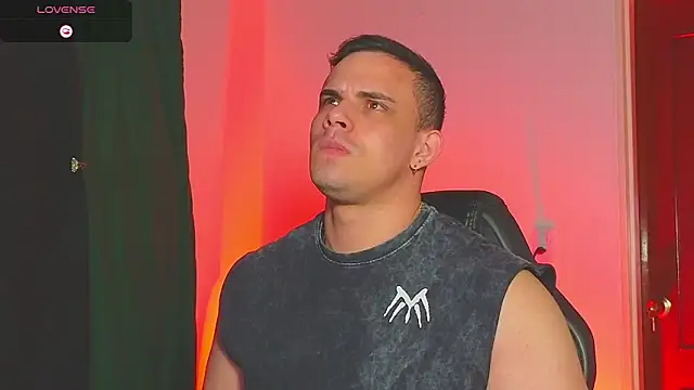 Snapshot of Regansmiths chatting on 10.21.25 Regansmiths online show from 10.21.25