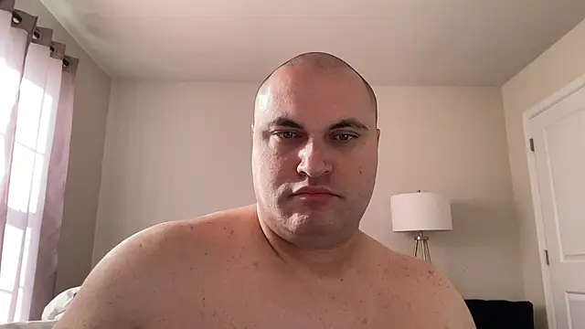 Snapshot of SluggishChase99 chatting on 12.12.24 SluggishChase99 online show from 12.12.24