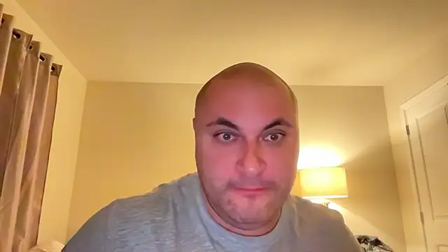 Snapshot of SluggishChase99 chatting on 12.22.24 SluggishChase99 online show from 12.22.24