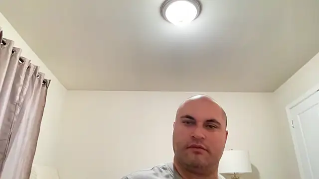 Snapshot of SluggishChase99 chatting on 01.10.25 SluggishChase99 online show from 01.10.25