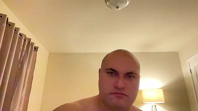 Snapshot of SluggishChase99 chatting on 01.14.25 SluggishChase99 online show from 01.14.25