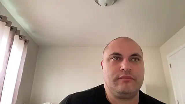 Snapshot of SluggishChase99 chatting on 01.16.25 SluggishChase99 online show from 01.16.25