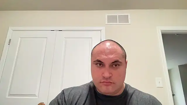 Snapshot of SluggishChase99 chatting on 02.11.25 SluggishChase99 online show from 02.11.25