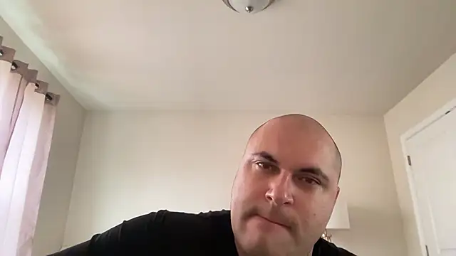 Snapshot of SluggishChase99 chatting on 02.13.25 SluggishChase99 online show from 02.13.25