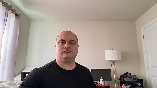 Snapshot of SluggishChase99 chatting on 02.18.25 SluggishChase99 online show from 02.18.25