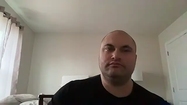 Snapshot of SluggishChase99 chatting on 02.25.25 SluggishChase99 online show from 02.25.25