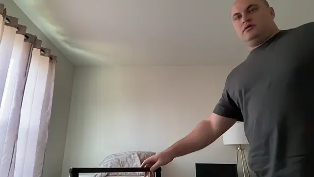 Snapshot of SluggishChase99 chatting on 03.04.25 SluggishChase99 online show from 03.04.25