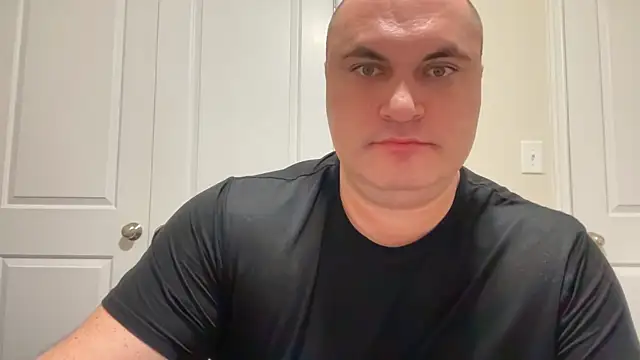 Snapshot of SluggishChase99 chatting on 03.05.25 SluggishChase99 online show from 03.05.25