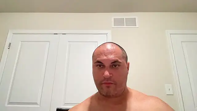 Snapshot of SluggishChase99 chatting on 09.12.25 SluggishChase99 online show from 09.12.25