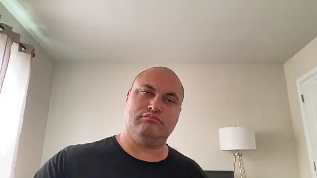 Snapshot of SluggishChase99 chatting on 09.16.25 SluggishChase99 online show from 09.16.25