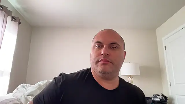 Snapshot of SluggishChase99 chatting on 10.02.25 SluggishChase99 online show from 10.02.25