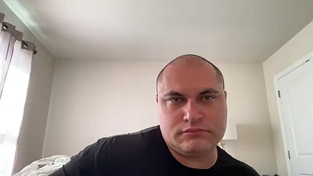 Snapshot of SluggishChase99 chatting on 10.05.25 SluggishChase99 online show from 10.05.25