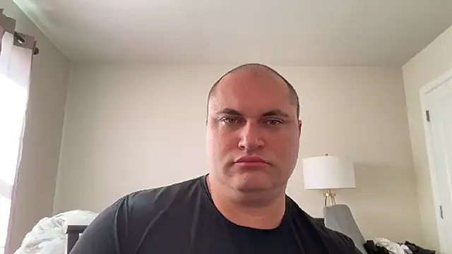 Snapshot of SluggishChase99 chatting on 10.16.25 SluggishChase99 online show from 10.16.25