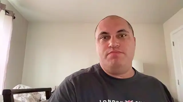 Snapshot of SluggishChase99 chatting on 10.23.25 SluggishChase99 online show from 10.23.25