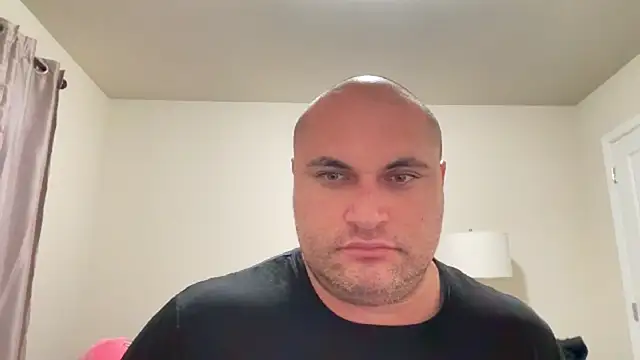 Snapshot of SluggishChase99 chatting on 10.28.25 SluggishChase99 online show from 10.28.25