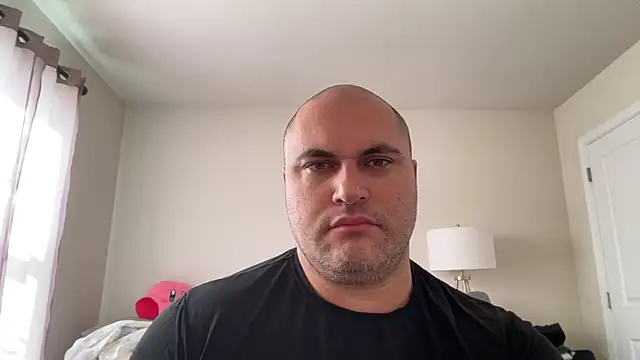 Snapshot of SluggishChase99 chatting on 10.28.25 SluggishChase99 online show from 10.28.25