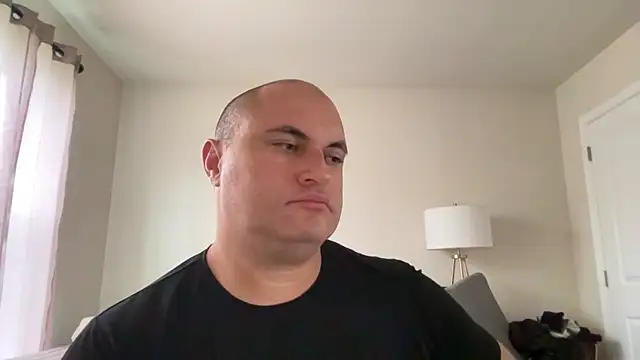 Snapshot of SluggishChase99 chatting on 10.30.25 SluggishChase99 online show from 10.30.25