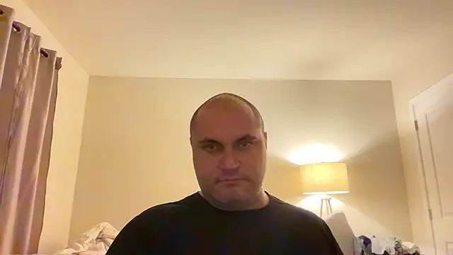 Snapshot of SluggishChase99 chatting on 11.02.25 SluggishChase99 online show from 11.02.25