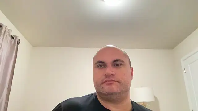 Snapshot of SluggishChase99 chatting on 11.17.25 SluggishChase99 online show from 11.17.25