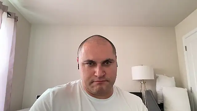 Snapshot of SluggishChase99 chatting on 11.28.25 SluggishChase99 online show from 11.28.25