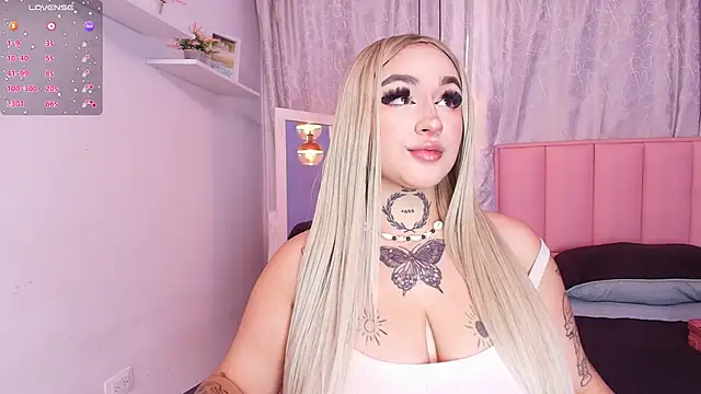 Snapshot of bella-green chatting on 01.08.25 bella-green online show from 01.08.25