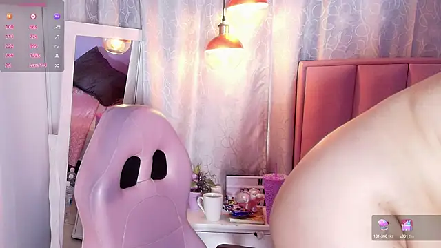 Snapshot of bella-green chatting on 01.11.25 bella-green online show from 01.11.25