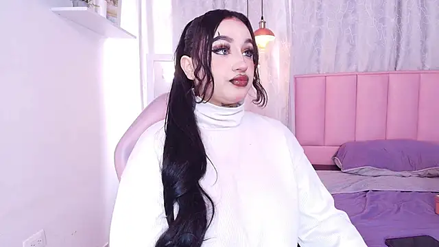 Snapshot of bella-green chatting on 02.01.25 bella-green online show from 02.01.25