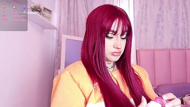 Snapshot of bella-green chatting on 02.19.25 bella-green online show from 02.19.25