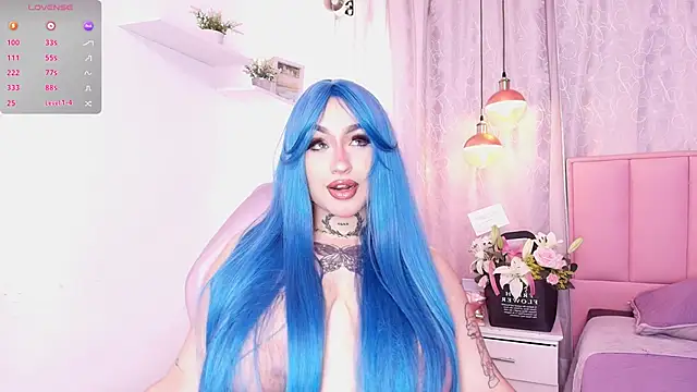 Snapshot of bella-green chatting on 03.13.25 bella-green online show from 03.13.25