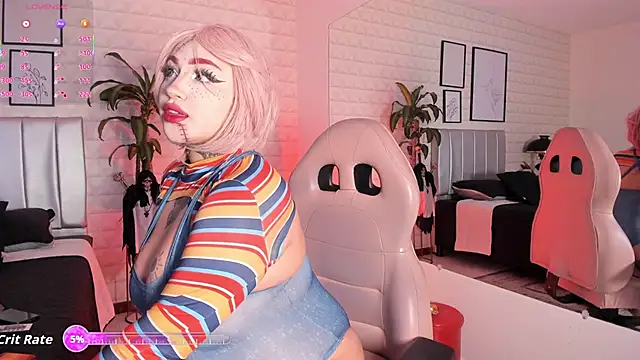 Snapshot of bella-green chatting on 10.08.25 bella-green online show from 10.08.25