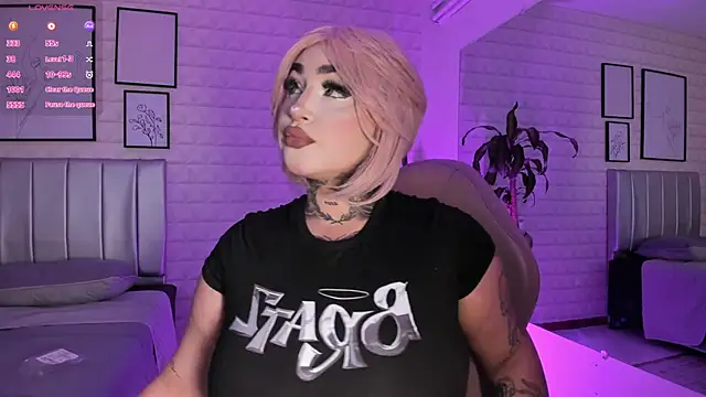 Snapshot of bella-green chatting on 11.06.25 bella-green online show from 11.06.25