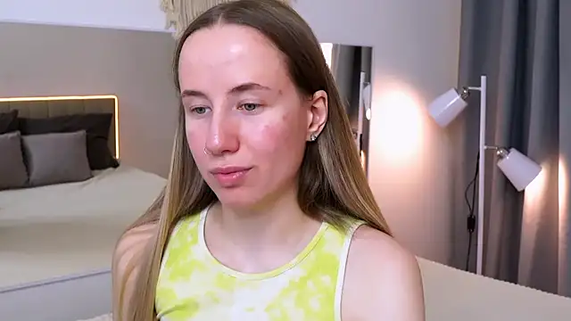 Cassie Kelman online show from 10.04.25