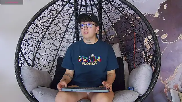 alex noa online show from 09.24.25