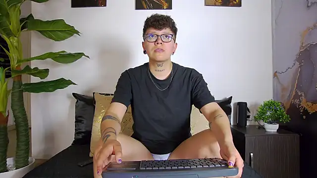 alex noa online show from 02.21.26