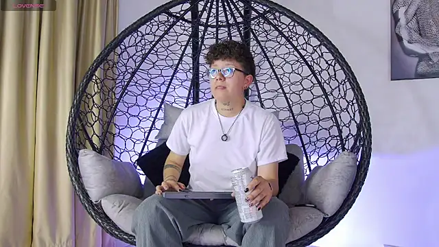 alex noa online show from 05.15.26