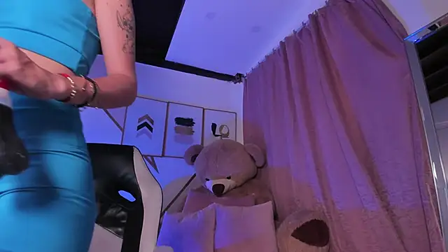 Snapshot of maye_wells chatting on 01.30.25 maye wells online show from 01.30.25