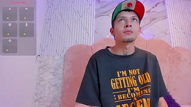 Snapshot of kendalltaylorr chatting on 01.26.25 kendalltaylorr online show from 01.26.25