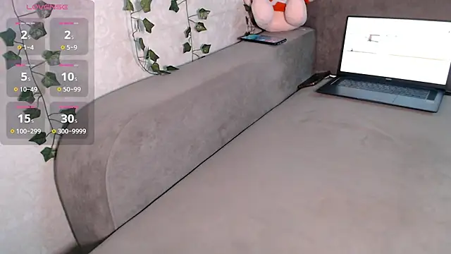 Snapshot of KimXBountyX chatting on 03.02.25 KimXBountyX online show from 03.02.25